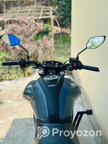 Yamaha FZS V3 Deluxe 2024