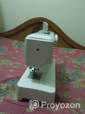 সিঙ্গার SM024 ইলেকট্রিক অটো সেলাই মেশিন বিক্রি করা হবে