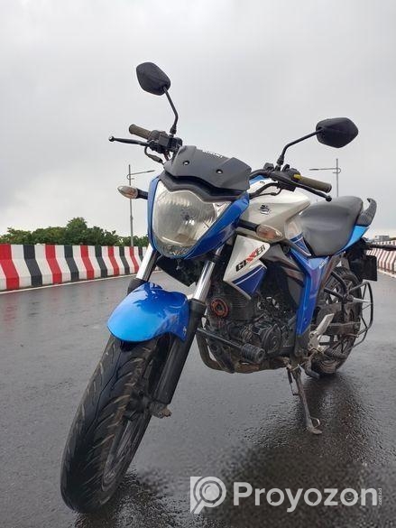 Suzuki Gixxer Monotone . 2018