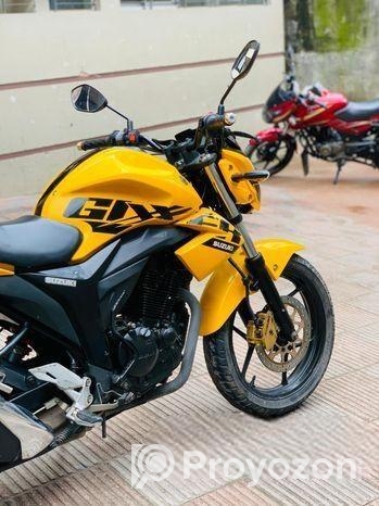 Suzuki Gixxer Monotone monoton classic 2022