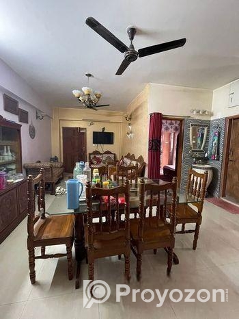 জিলা স্কুলের বিপরীতে ফ্ল্যাট বিক্রয়