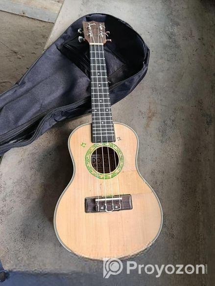 ইউকেলেলে বাদ্যযন্ত্র