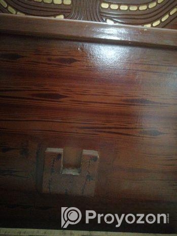 মালয়েশিয়ান কাঠের খাট