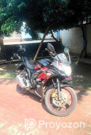 Suzuki Gixxer SF . 2018