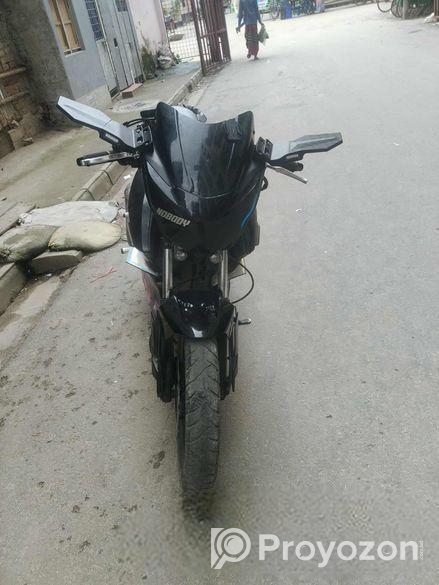 TVS Apache RTR . 2016