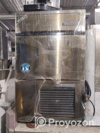 আইস মেশিন