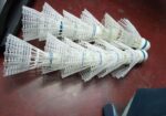 12 পিস Shuttlecock এবং একটি নেট বিক্রি হবে