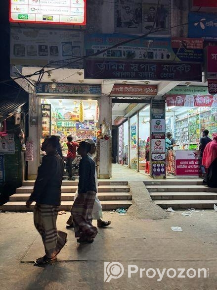 দোকান ভাড়া দেয়া হবে