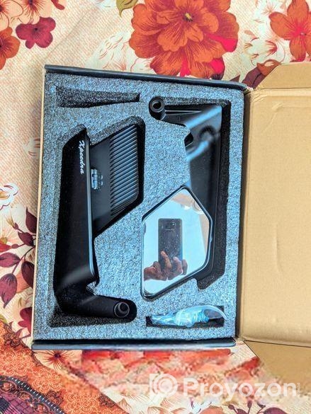 ইউনিভার্সেল মিরর