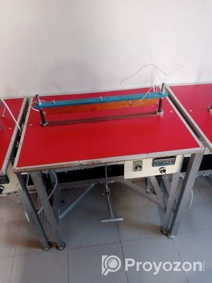 টিস্যু কাপড়ের ব্যাগ তৈরি করার ম্যানুয়েল মেশিন