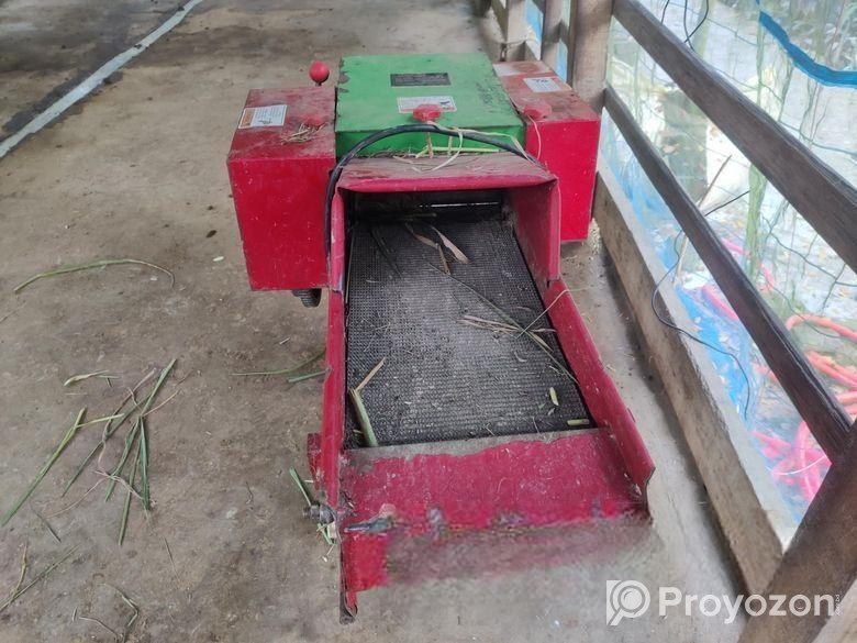 খড় কাটা কটিং গিয়ায় ও কনভেয়া মেশিন