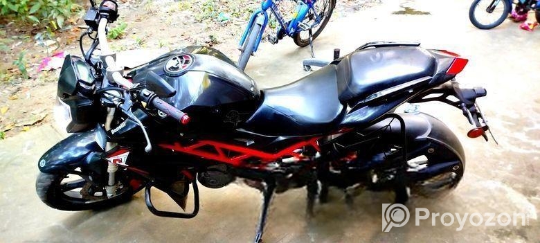 Benelli TNT 150 . 2020