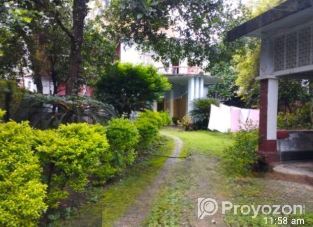 ২০.৩৮ শতক (দক্ষিণমুখী) জমি, মালতিনগর, বকশীবাজার, বগুড়া।