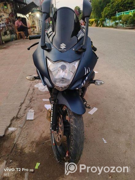 Suzuki Gixxer SF . 2023