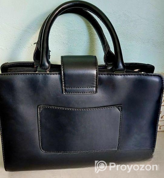 ব্যাগ বিক্রি