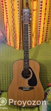 Yamaha FG800 Acoustic Guitar Sale .