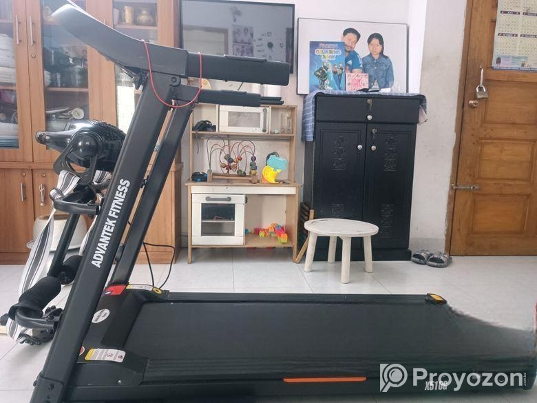 X510g Electric Treadmill with Body Massager-few Days Used