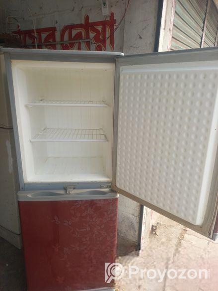 Walton Fridge for sell