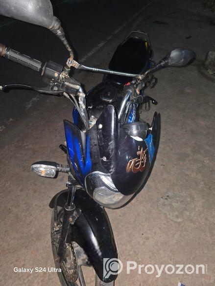 Bajaj Discover 125 . 2017