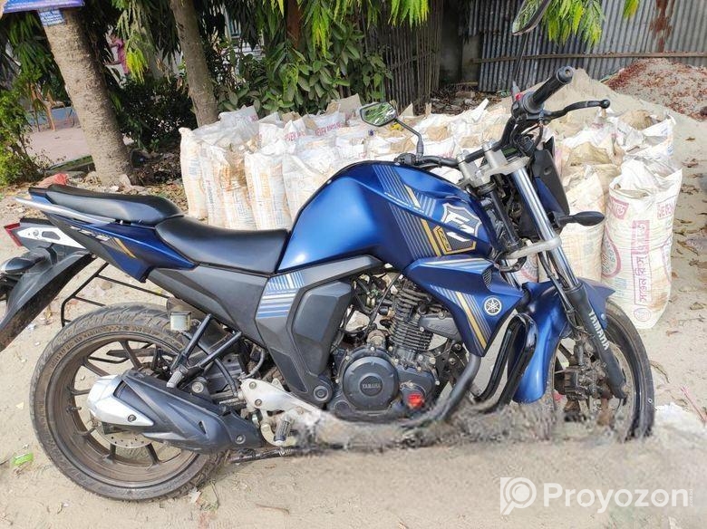 Yamaha FZs V2 Double Disk 2018