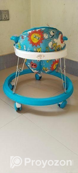 ছোট্ট সোনামনির হাটা শেখার খেলনা