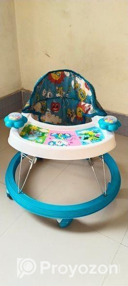 ছোট্ট সোনামনির হাটা শেখার খেলনা