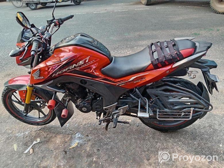 Honda Hornet Especial Edition 2019