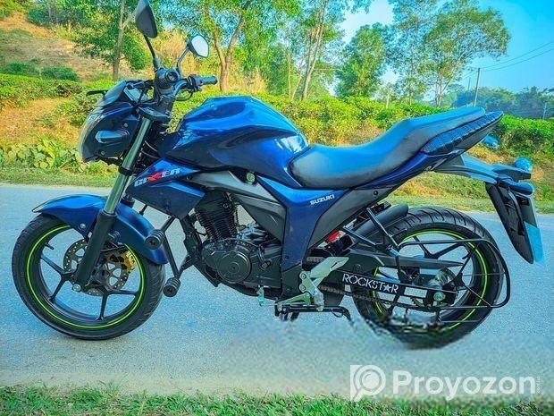Suzuki Gixxer Monotone ফ্রেশ কন্ডিশন 2025