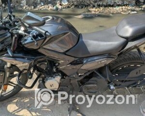 fitted-14_2025-12-11_09-57-39