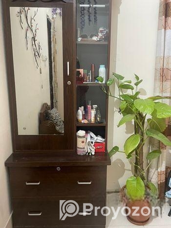 Dressing table