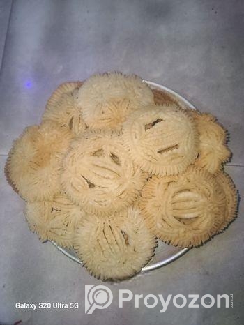 ঘরোয়া হাতে বানানো ফ্রেশ পিঠা ️