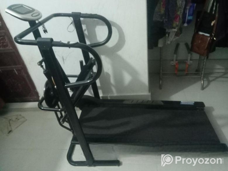 Treadmills Almost New