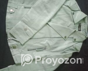 fitted-24_2025-12-21_10-23-46