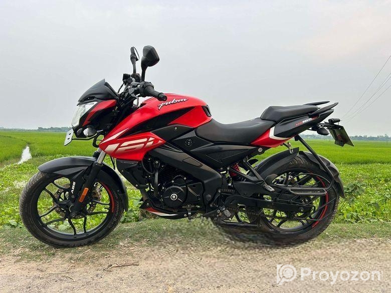 Bajaj Pulsar NS ABS . 2023