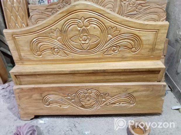 আমি একটা আকাশমনি কাঠের ২ ইঞ্চি সলিড সেমি বক্স খাট বিক্রি করব