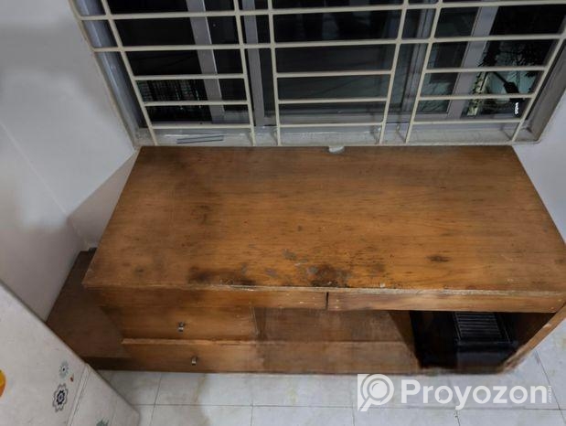 4.5 | 5 Feet Desktop Table with 6 Drawers