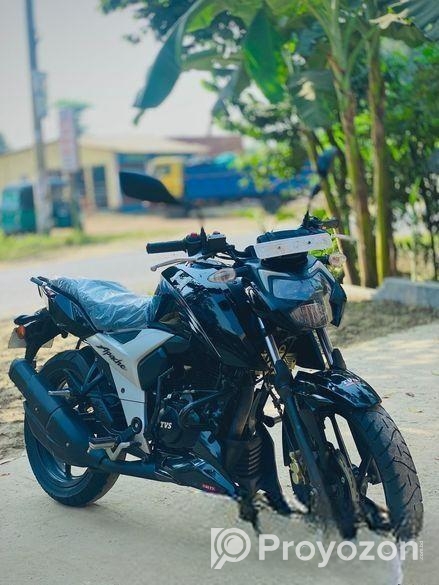 TVS Apache RTR 4v 2023