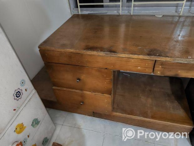 4.5 | 5 Feet Desktop Table with 6 Drawers