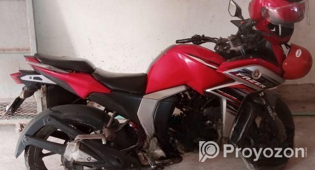 Yamaha Fazer 2017