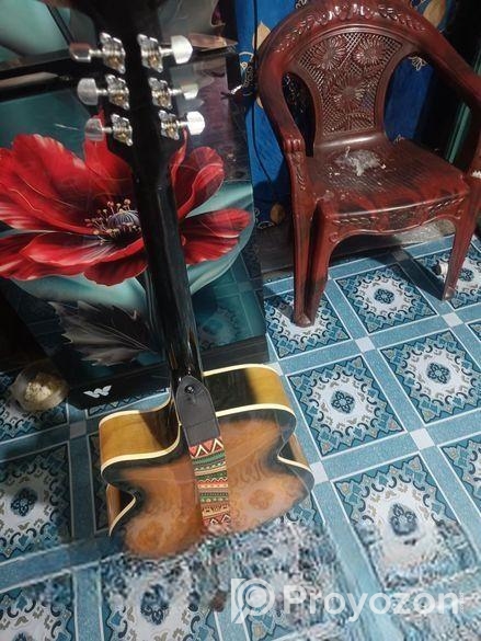 সিগনেচার গিটার