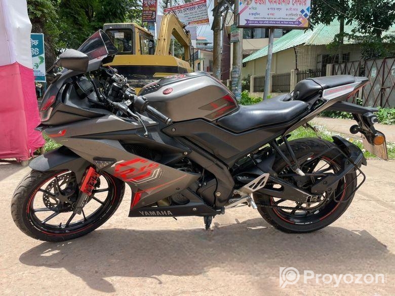 Yamaha R15 . 2020