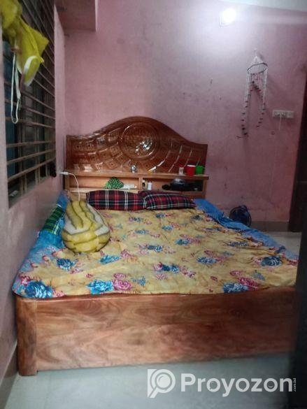 লম্বু কাঠের খাট