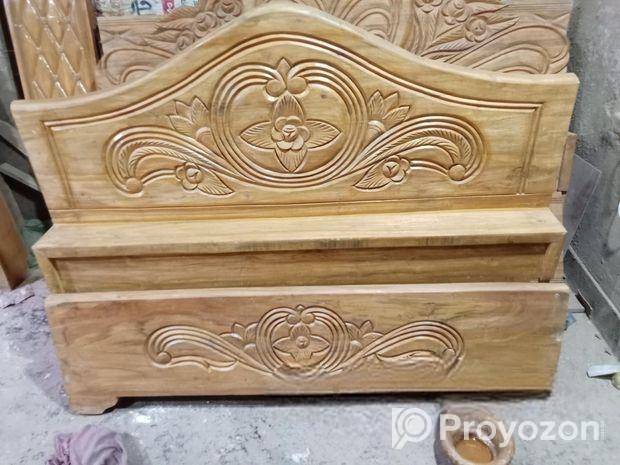 আমি একটা আকাশমনি কাঠের ২ ইঞ্চি সলিড সেমি বক্স খাট বিক্রি করব