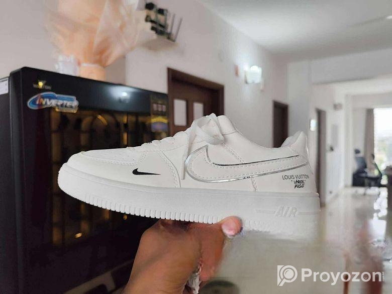 শুধু মাএ পাইকারী বিক্রয়ের জন্য (nike Air)