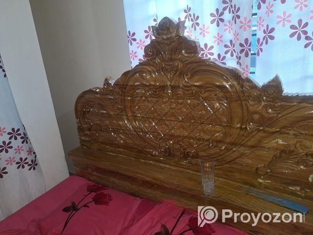 সেগুনের খাট