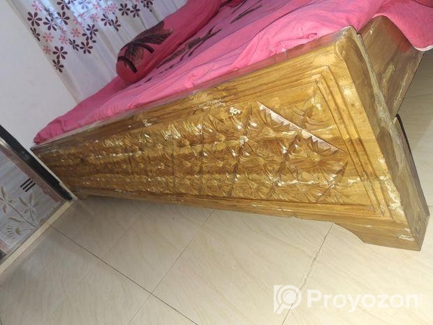 সেগুনের খাট