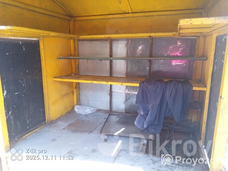 ফুডকার্ড গাড়ি