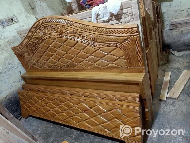 হানডেট পারসেন্ট একটা 2 ইঞ্চি সলিট কাঠের সেমি বক্স খাট বিক্রি করব