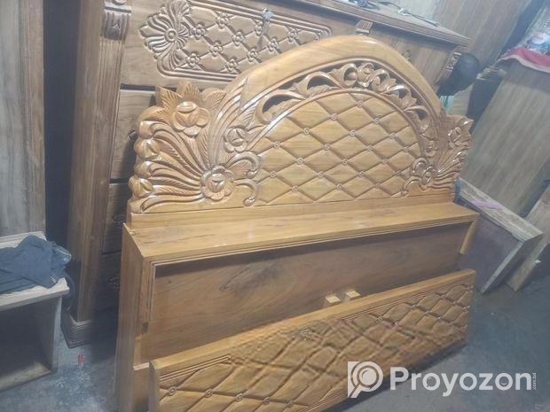 হানডেট পারসেন্ট একটা 2 ইঞ্চি সলিট কাঠের সেমি বক্স খাট বিক্রি করব