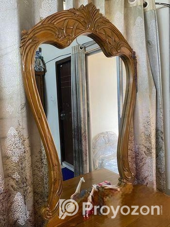 সেগুন কাঠের ড্রেসিং টেবিল